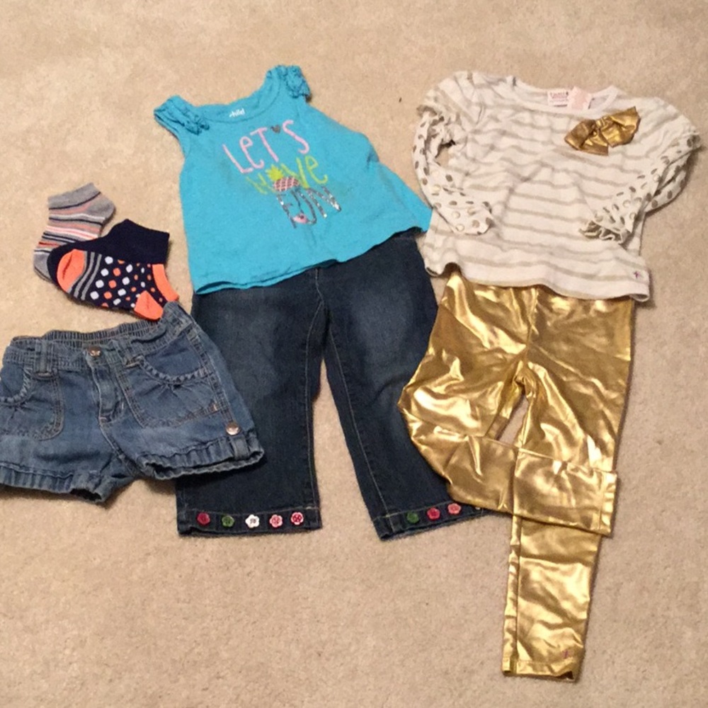 8pc 2T/3T baby girl outfits
